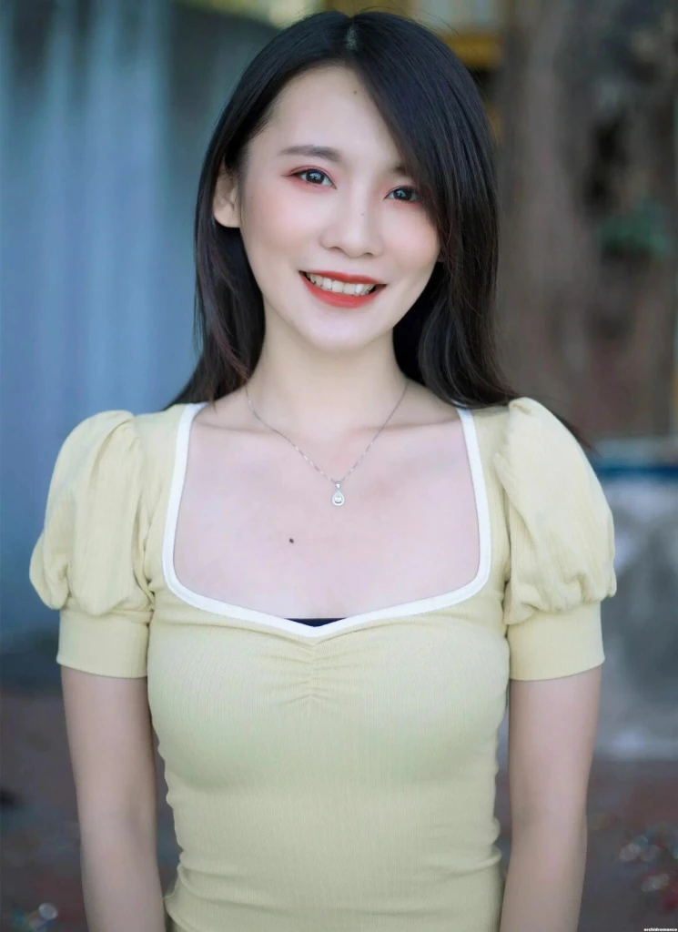 Yin Profile image 2