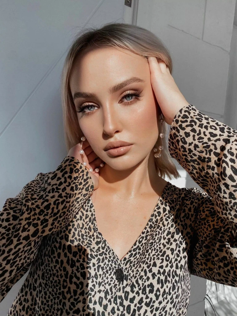 Oksana Profile image 3