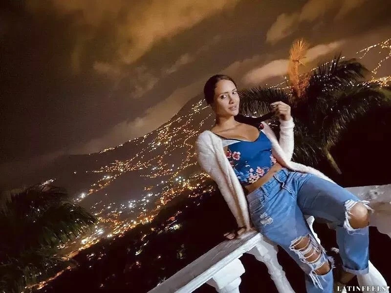 Laura Profile image 4