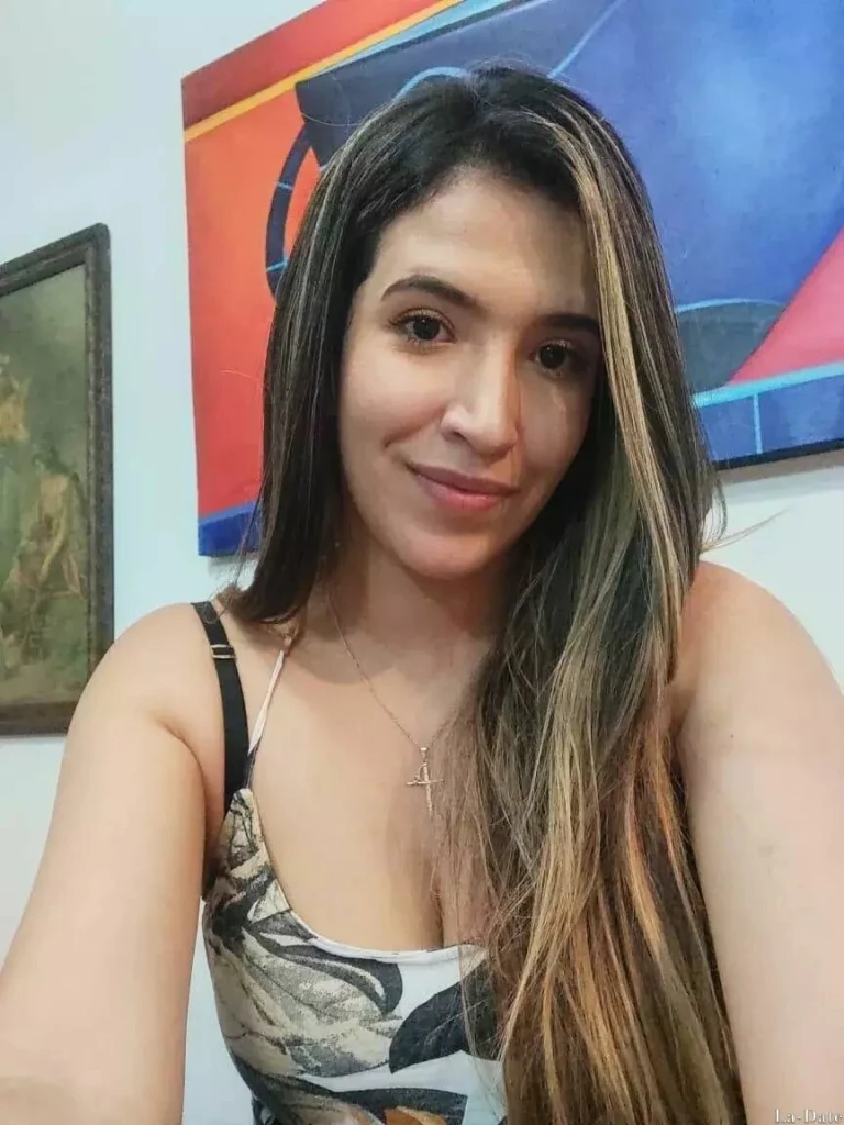Karolina Profile image 1