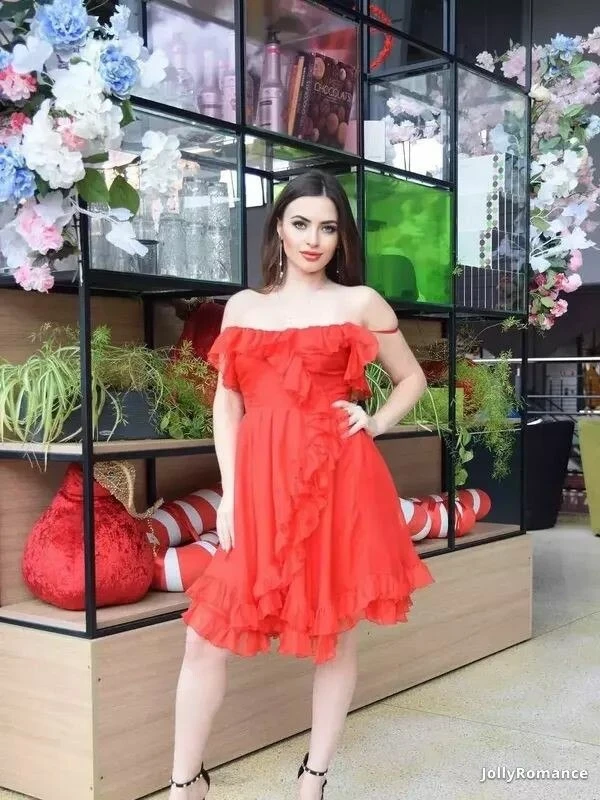 Victoria Profile image 1