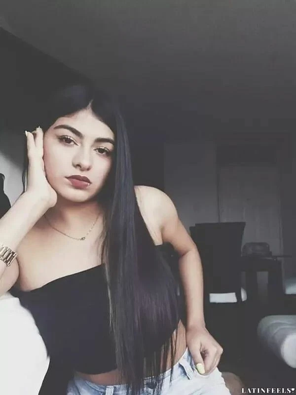 Viviane Profile image 1
