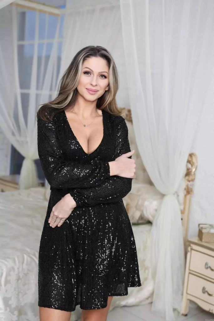 Yulia Profile image 2