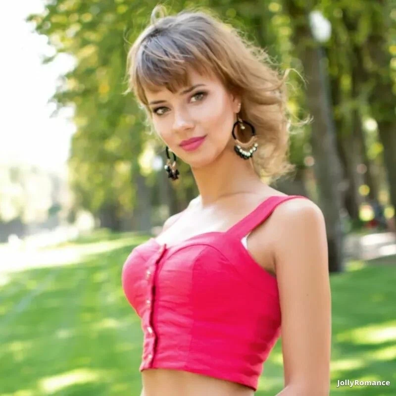 Maria Profile image 1