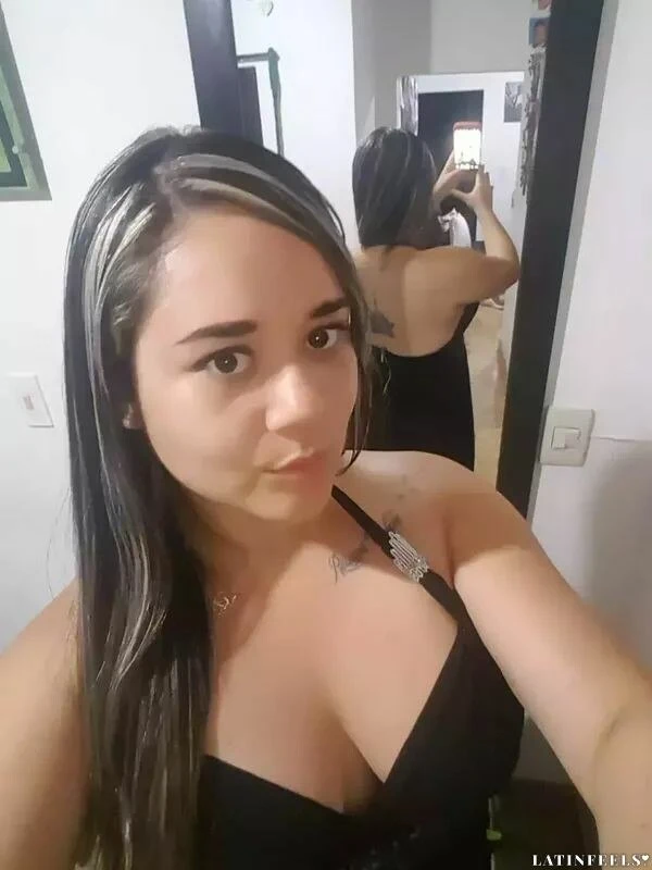 Valentina Profile image 2