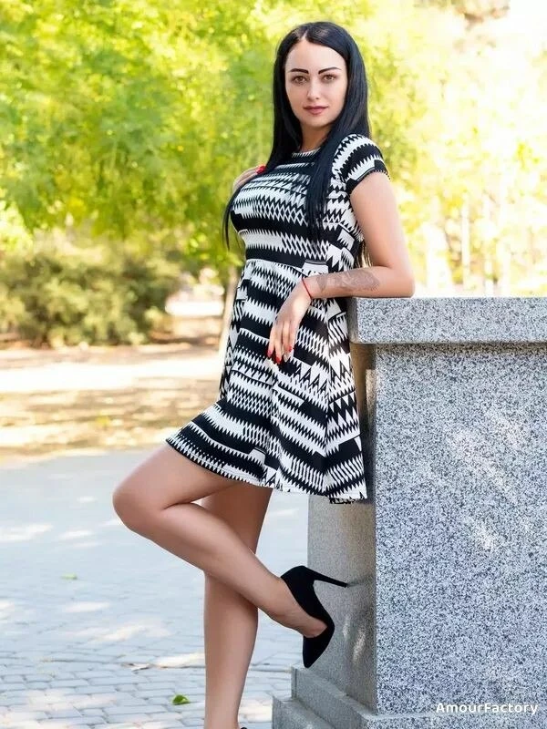Kristina Profile image 4