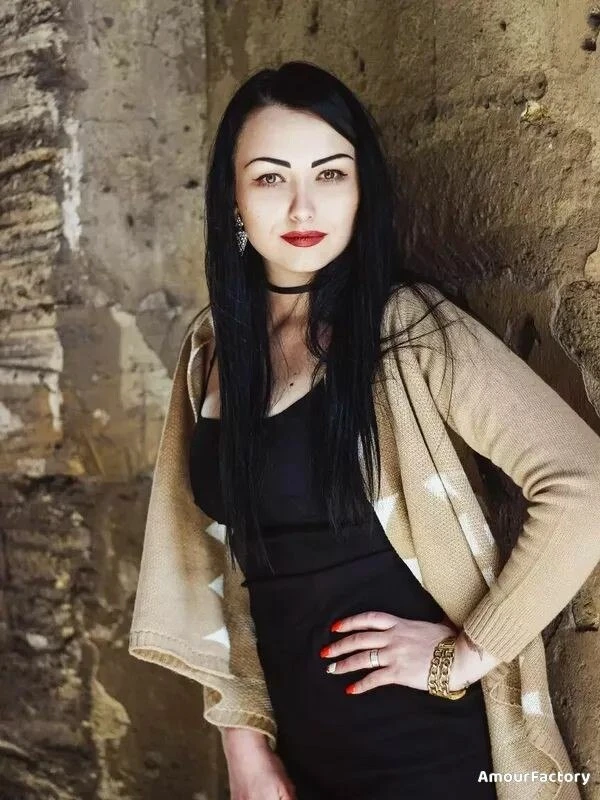 Kristina Profile image 3