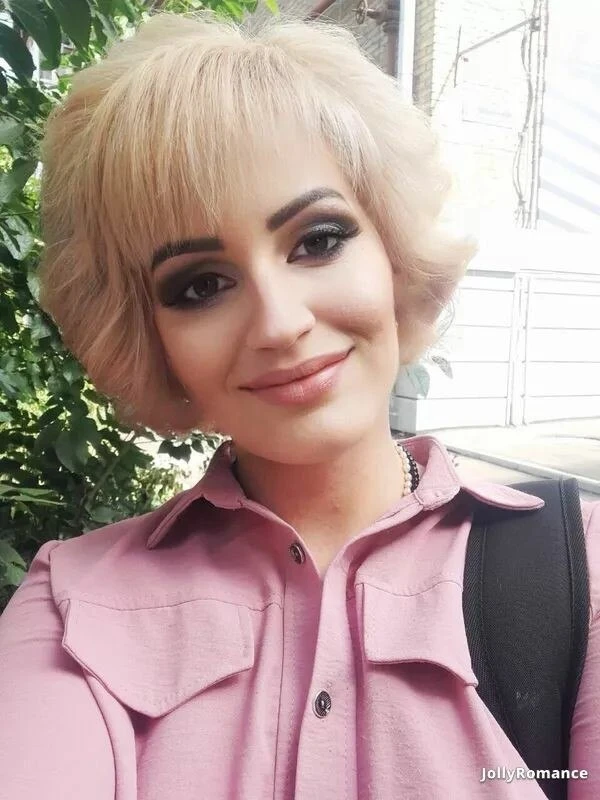 Darina Profile image 1