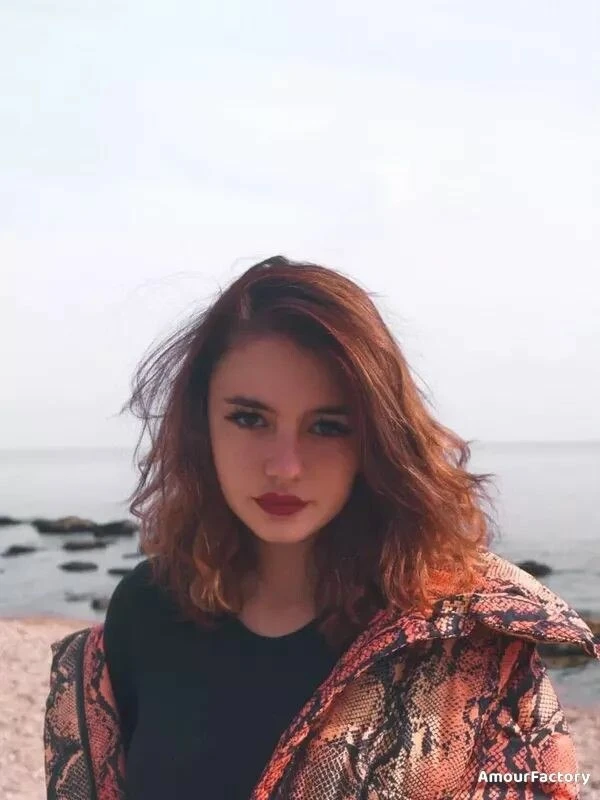 Nadezhda Profile image 3