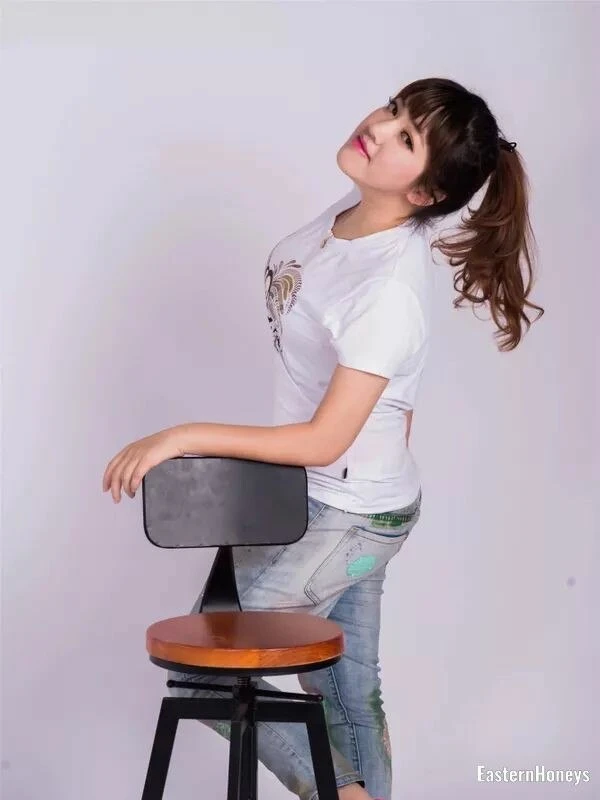 Anna Profile image 4