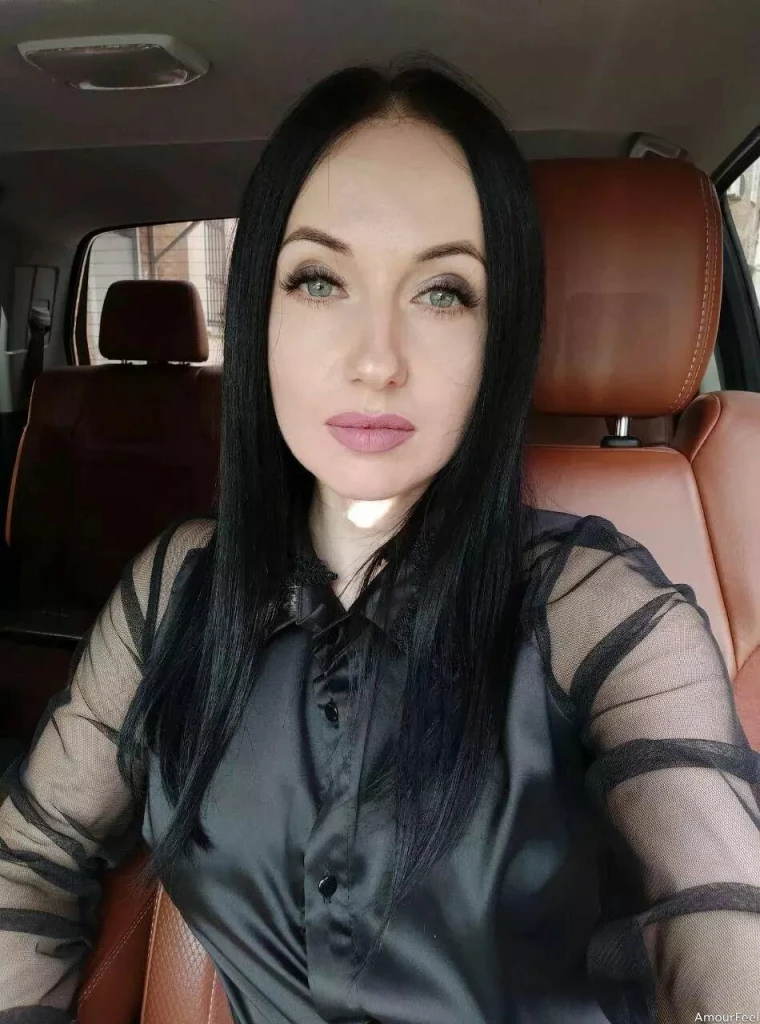 Daryna Profile image 4