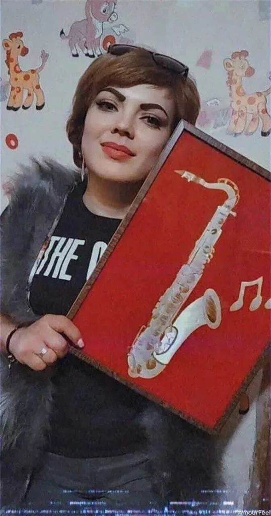 Olena Profile image 2