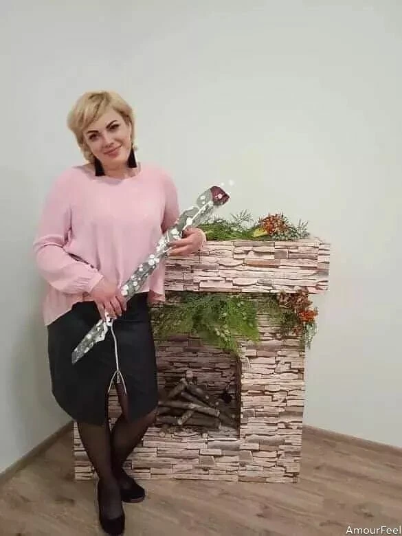 Olena Profile image 3