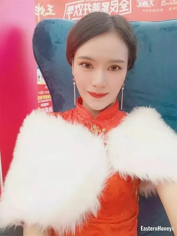 Ling Profile image 4