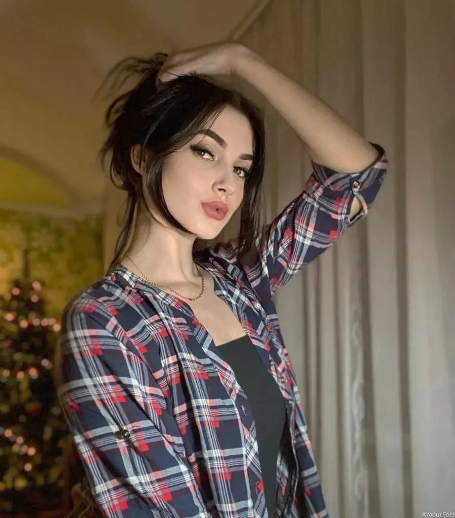 Aliona Profile image 2