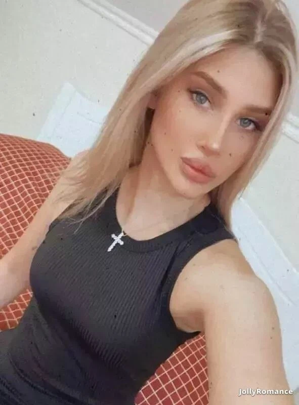 Alla Profile image 1