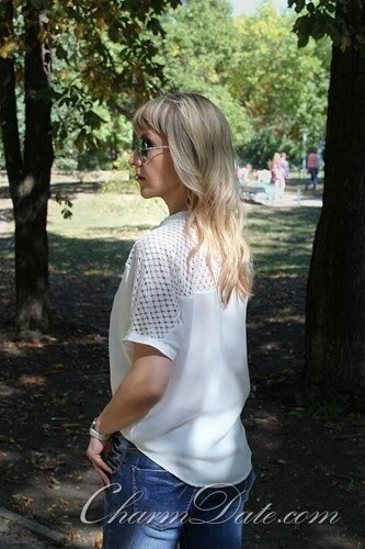 Tina Profile image 3