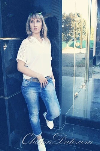 Tina Profile image 4