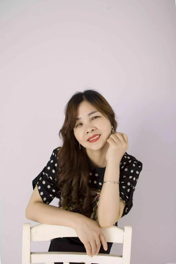 Jinrong Profile image 2