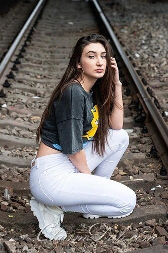 Inna Profile image 1