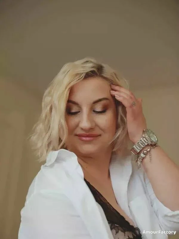 Elizaveta Profile image 1