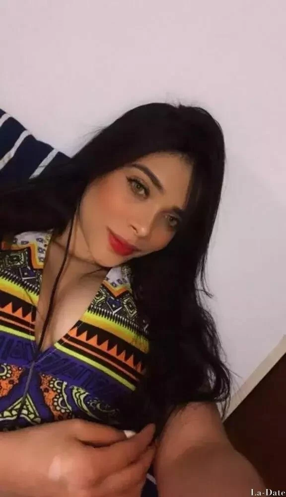 Paula Profile image 1