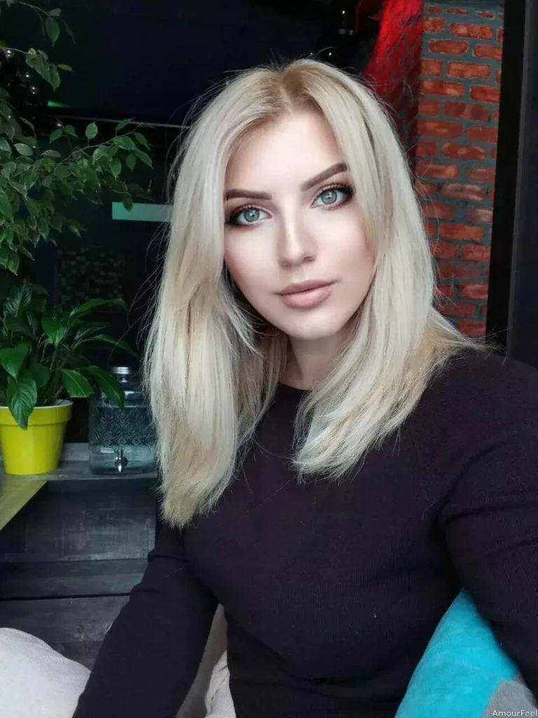 Yuliia Profile image 3