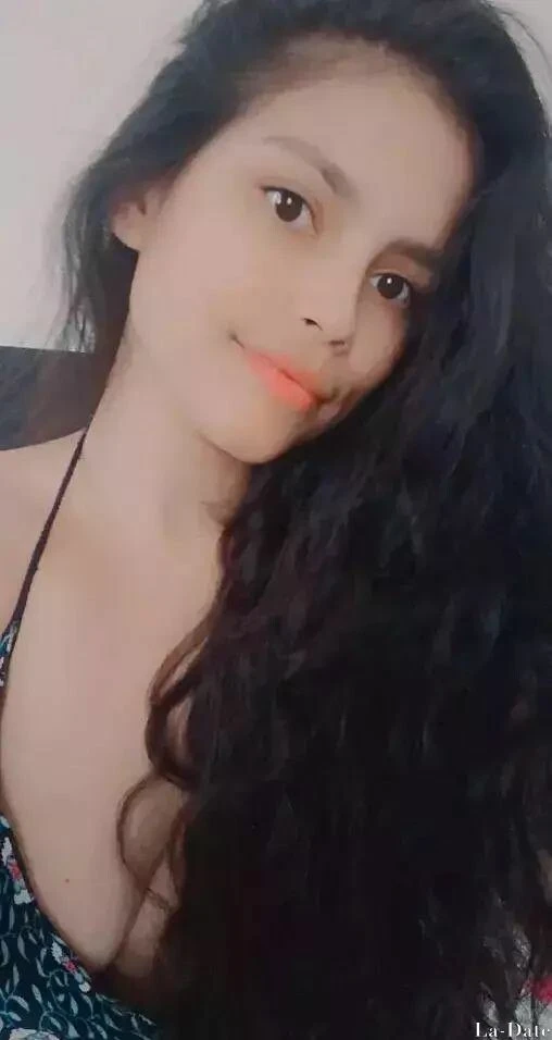 Roselys Profile image 4