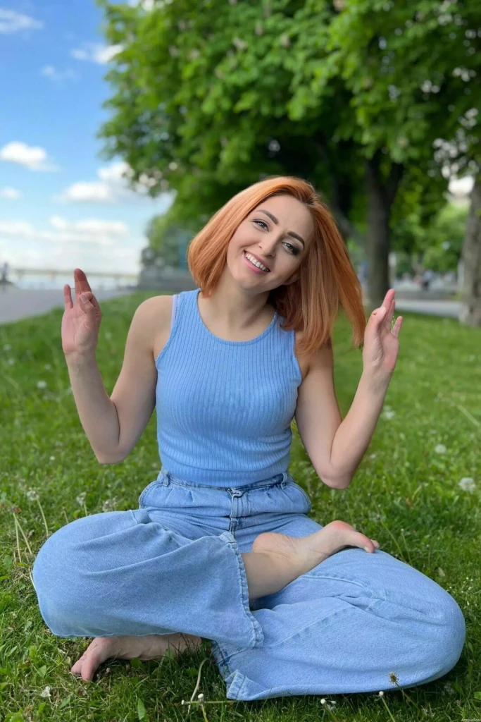 Yuliya Profile image 1