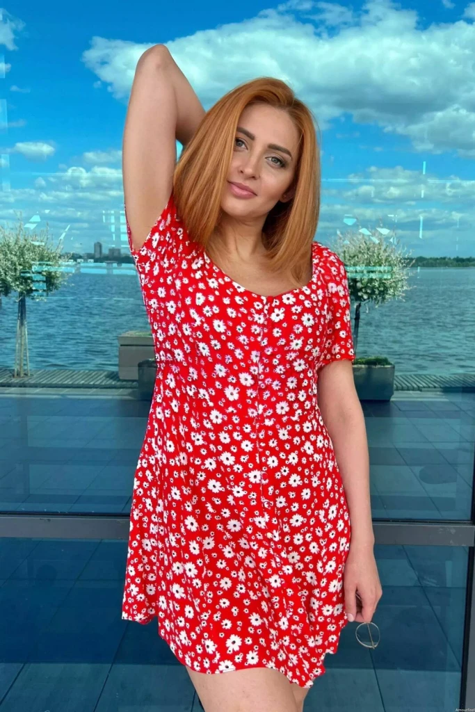 Yuliya Profile image 2