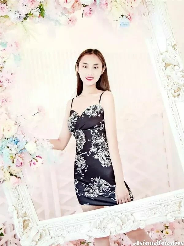 Alice Profile image 2