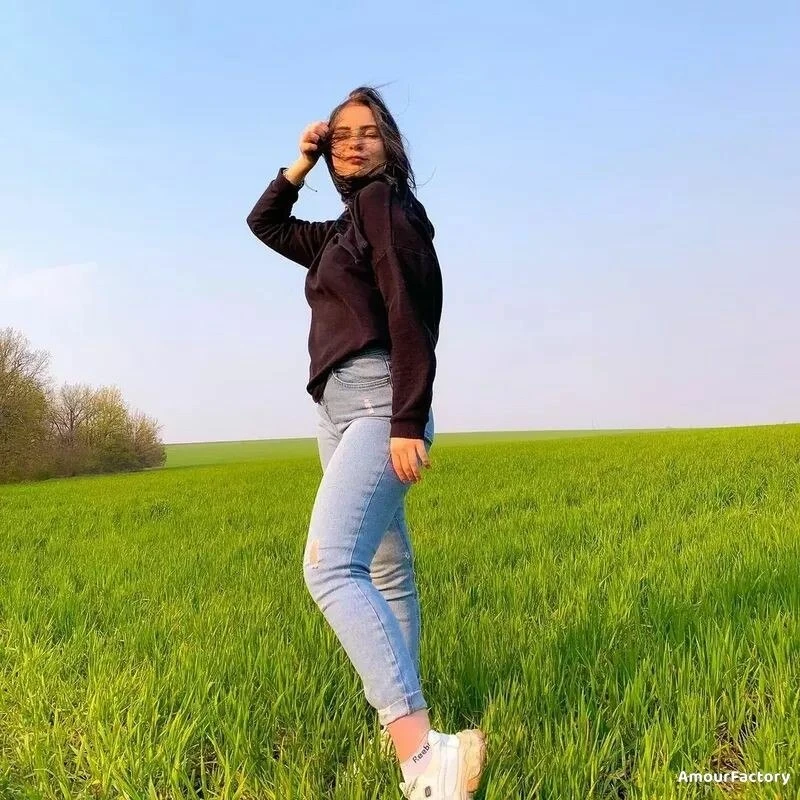 Viktoria Profile image 3