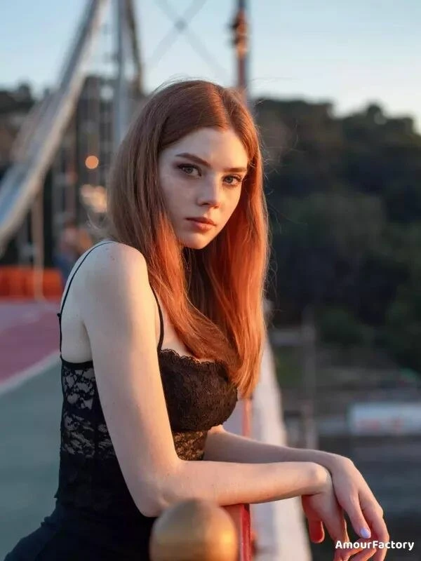 Alyona Profile image 3