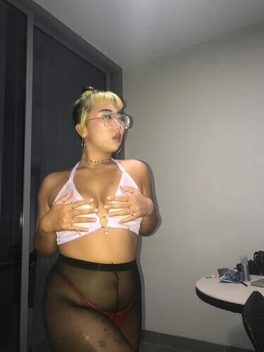 Mavis Profile image 1