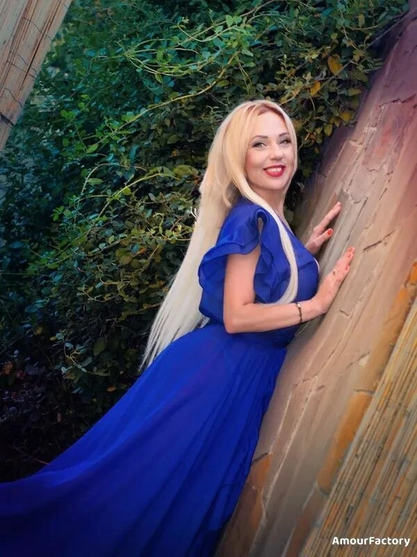 Olga Profile image 4