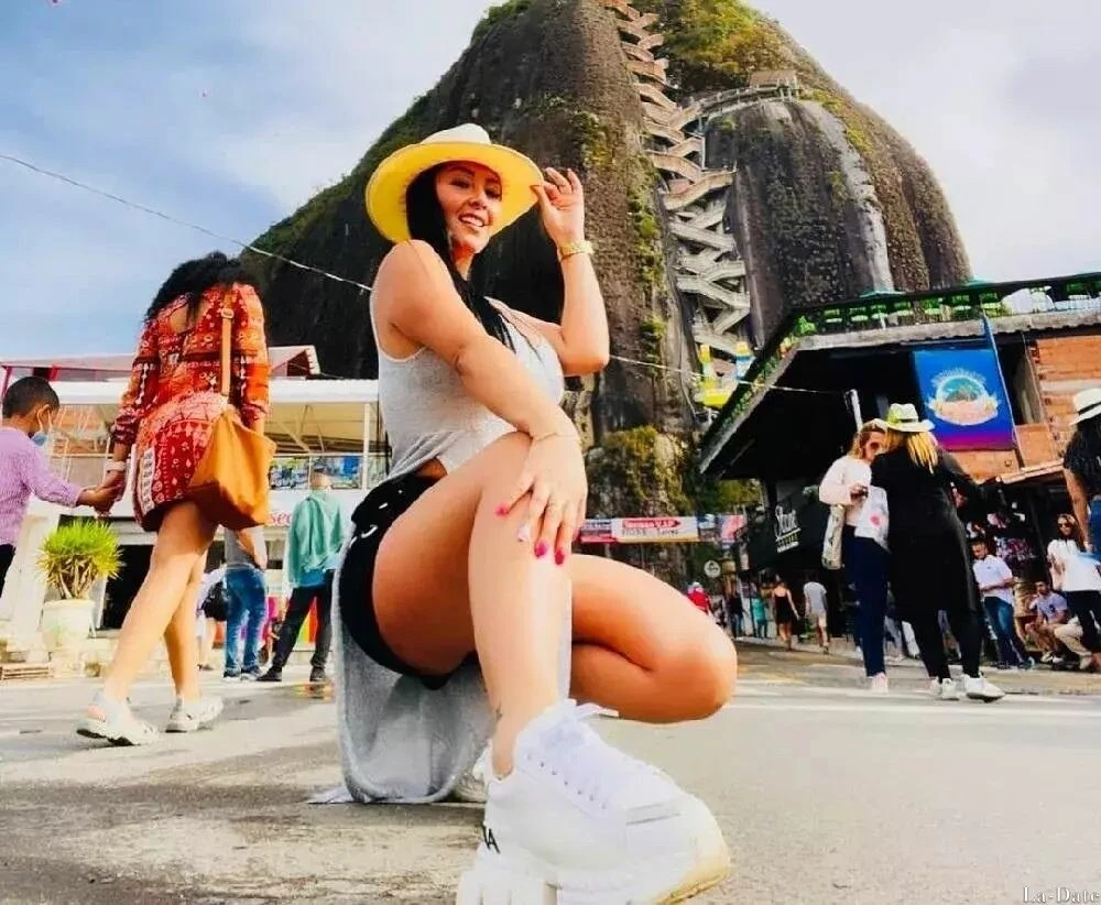 Marcela Profile image 3