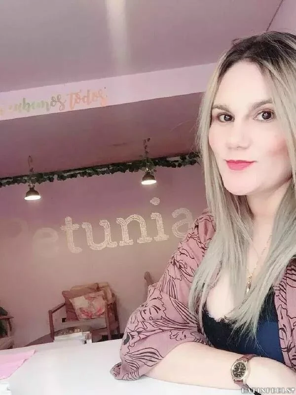 Fernanda Profile image 3