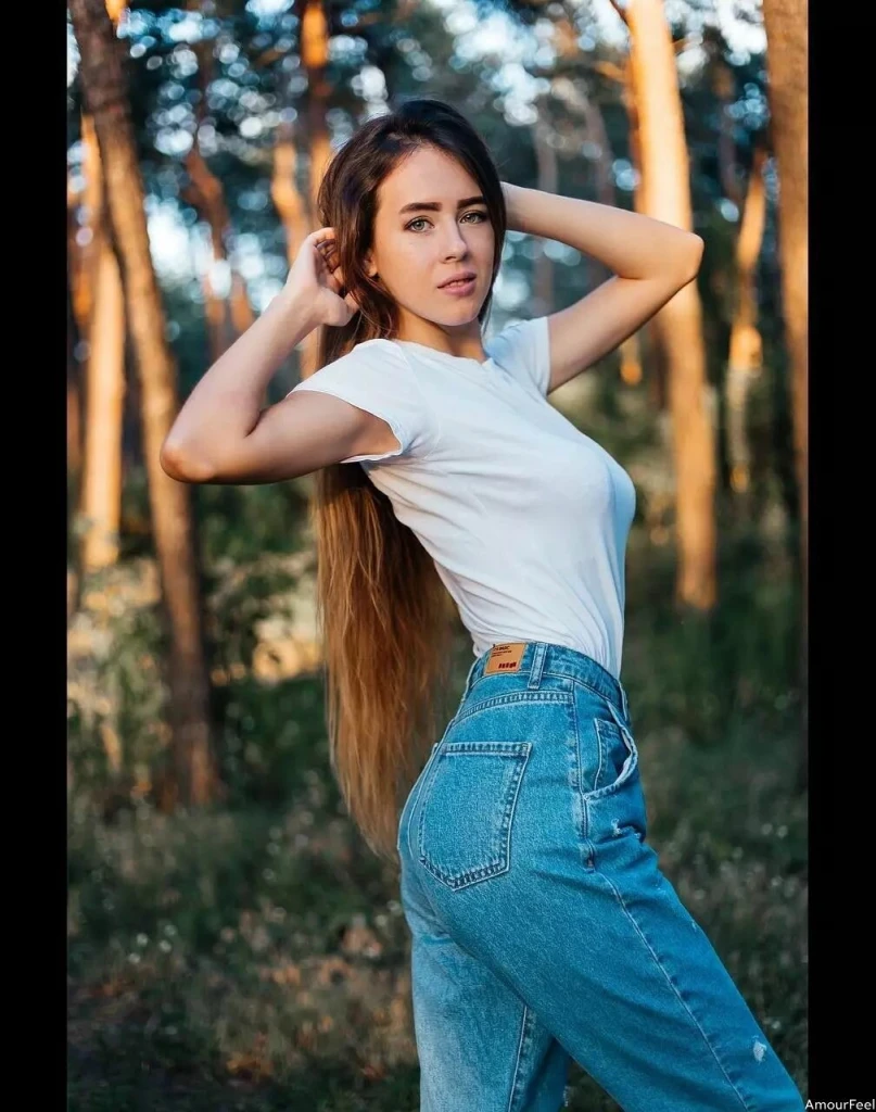 Anna Profile image 1