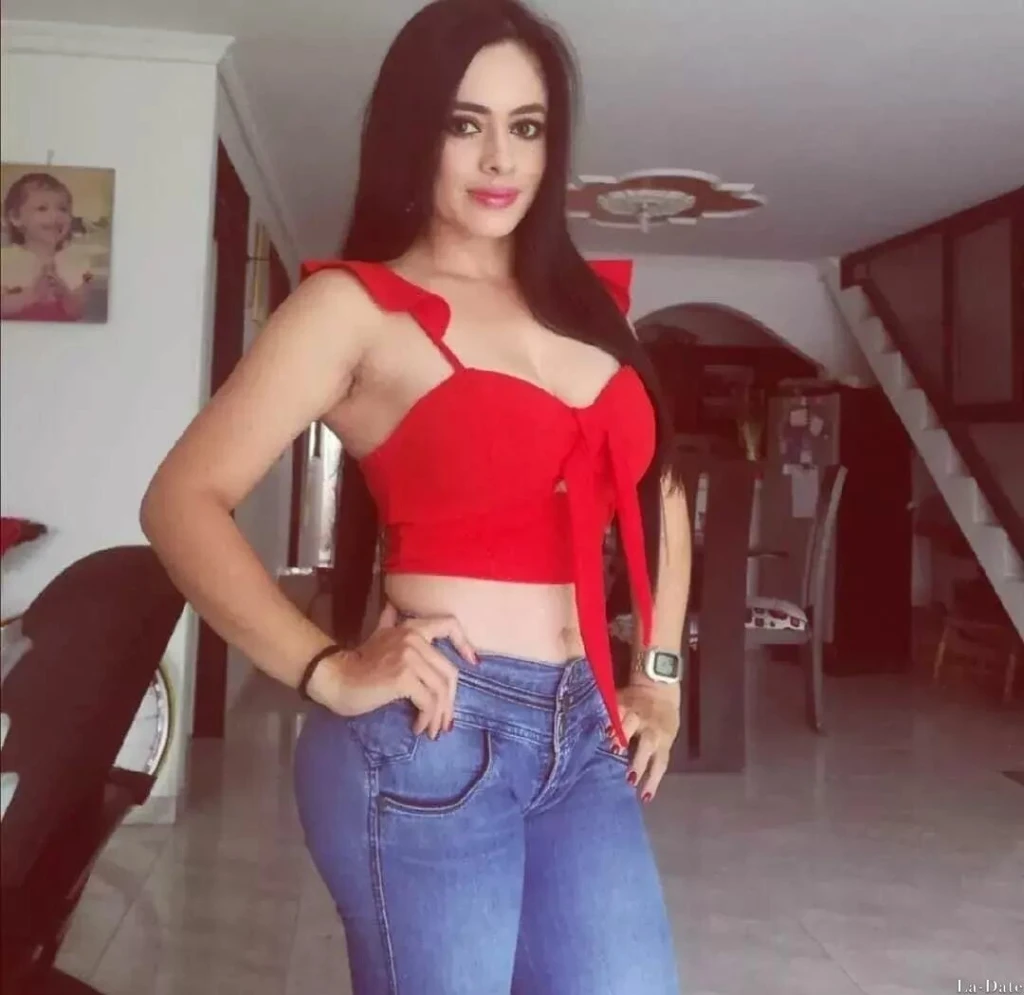 Viviana Profile image 3
