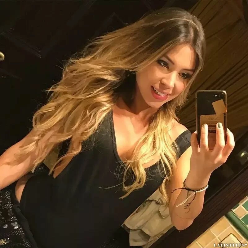 Valentina Profile image 2