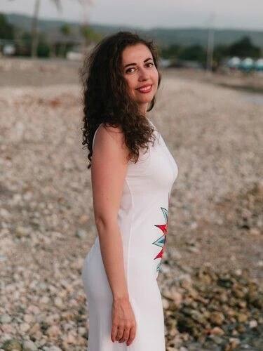 Lovelymeeeeeheart Profile image 3