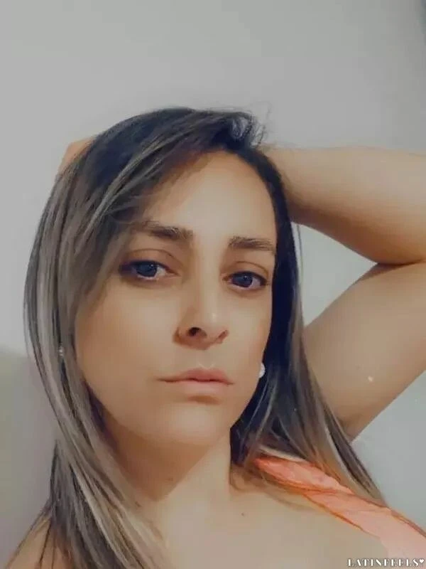 Isabel Profile image 4