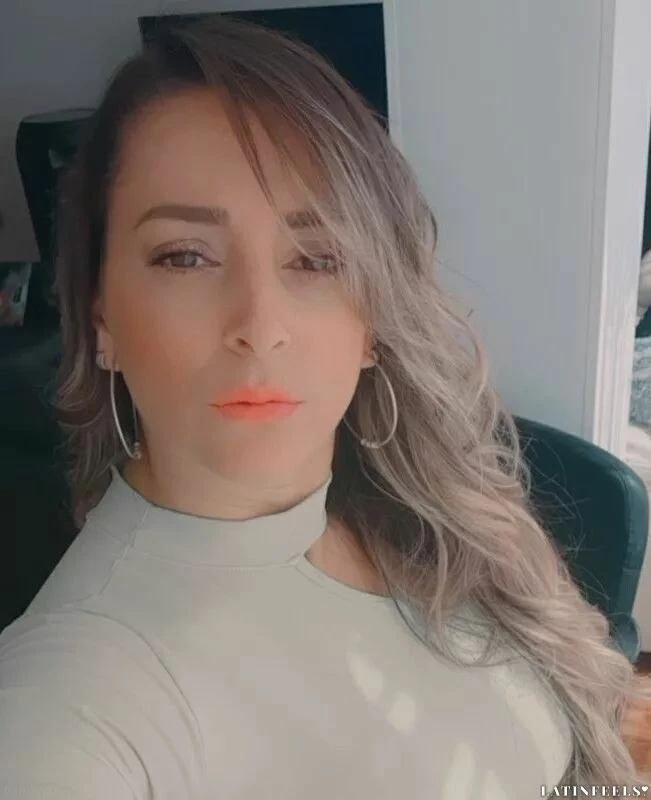 Isabel Profile image 3