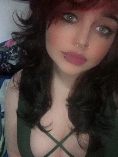 Kiittyyy Profile image 3