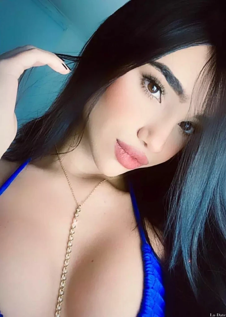 Juanita Profile image 2