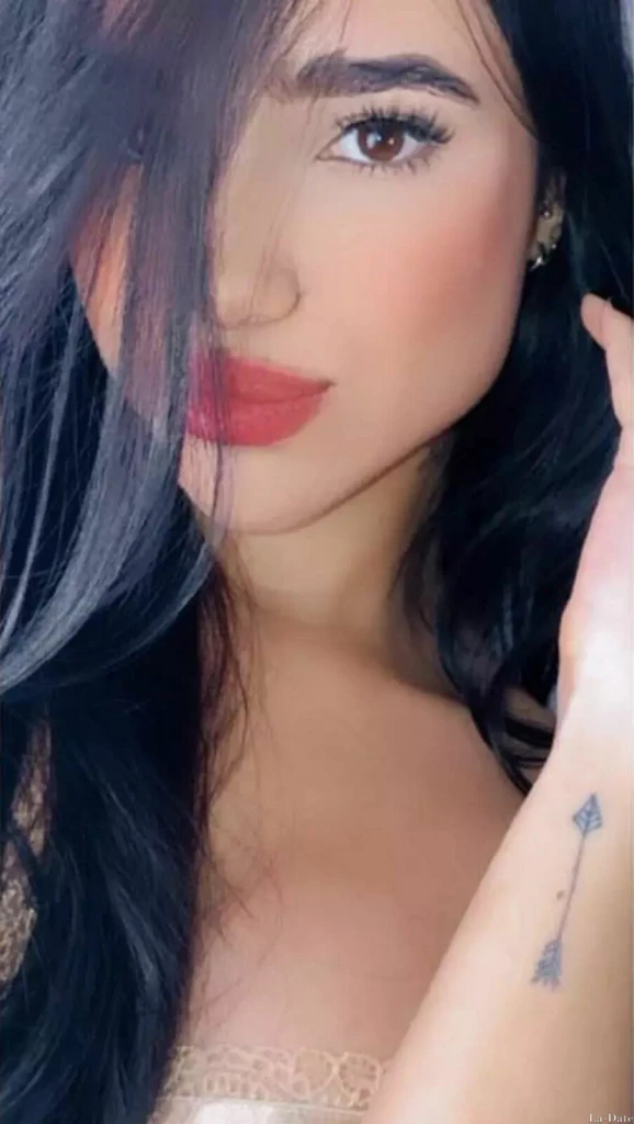Juanita Profile image 3